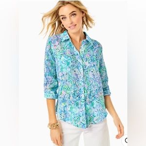 Lilly Pulitzer Sea View Button Down shirt  Surf Blue
Soleil It On Me.  100%linen